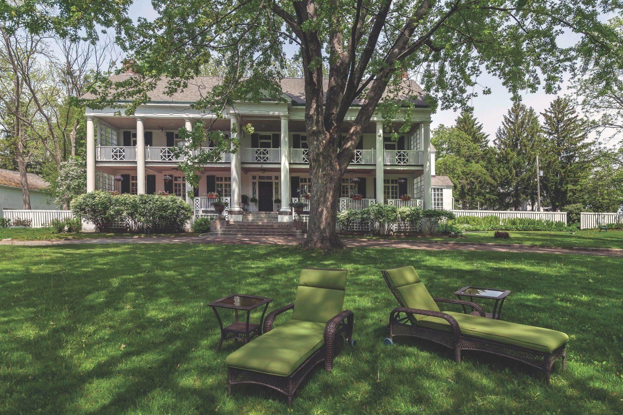 Montrose Inn Belleville Zewnętrze zdjęcie